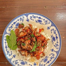 หมูกรอบบ้านจู