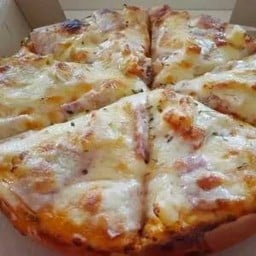 Pizza Pizza by ปรีชา