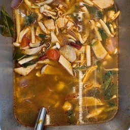 ต้มยำไก่