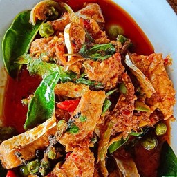 ผัดเผ็ดปลาเทโพ