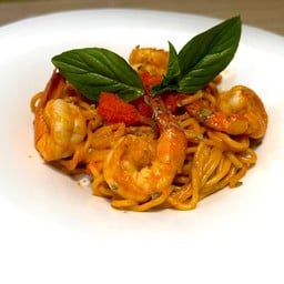 สปาเก็ตตี้กุ้งซอสเกาหลี