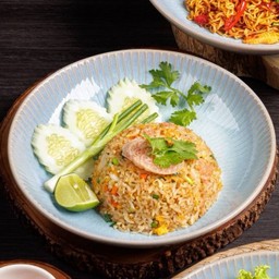 ข้าวผัดแหนม