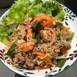 ยำมาม่ารวมมิตร