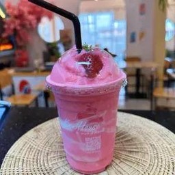 สตอเบอรี่สมูทตี้🍓