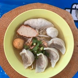 ก๋วยเตี๋ยวปลา(หน้าวัดหนองขอน)