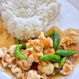 กุ้งผัดพริกขี้หนู ราดข้าว