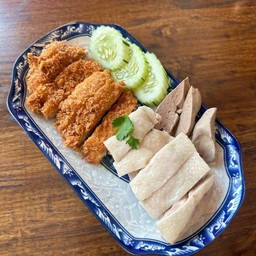 ไก่สับจานใหญ่ 2 อย่าง (ต้ม+ทอด)