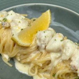 สปาเก็ตตี้ปู ซอสเลมอน