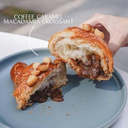 Coffee macadamia croissant