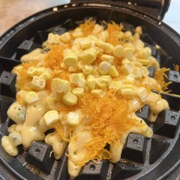 Waffle - ไส้รวม ฝอยทอง+ข้าวโพด
