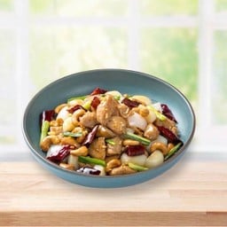 ไก่ผัดเม็ดมะม่วงหิมพานต์