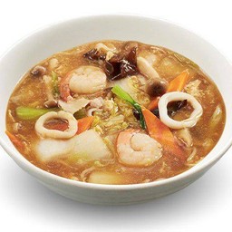 โกโมคุ ยาไซ ราเมง