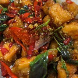 กระเพราแซลม่อน ลาวา