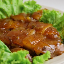 หางวัวพะโล้ (100 กรัม)