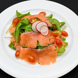 แซลมอนรมควันและร็อกเก็ต