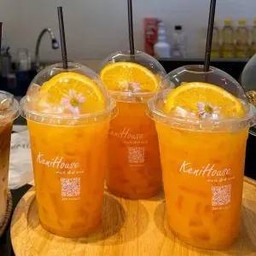 น้ำส้มคั้นสด