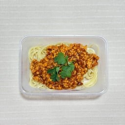 สปาเก็ตตี้ อกไก่ซอสมะเขือเทศ
