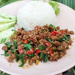 ข้าวกระเเพราเนื้อสับ