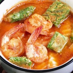 แกงส้มชะอมกัุง