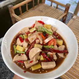 เหลาหมูยอหน่อไม้ต้ม