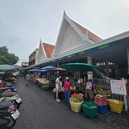 ตี๋บะหมี่เกี๊ยว วัดกลาง ตลาดพลู