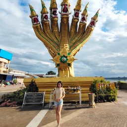 ลานนาคาเบิกฟ้า