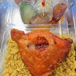 ข้าวหมกไก่ทอด( สะโพก )