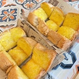 ปังปิ้งเนยนม