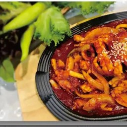 ผัดปลาหมึก