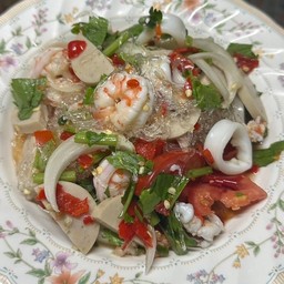 ยำเส้นแก้วรวมมิตร