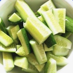 แตงกวา