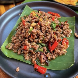 กะเพราเนื้อสับขุนช้าง (กับข้าว)