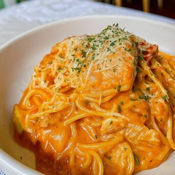 พาสต้าแซลม่อนพิ้งค์ซอส(เมนูใหม่)