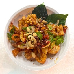 ยำกะเพราปลา