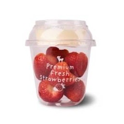 Premium Fresh Strawberries สตรอเบอร์รี่สดพรีเมียมกับเฟรชครีม