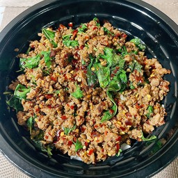 ข้าวกะเพราเนื้อสับดับเบิ้ลเนื้อเน้นๆ