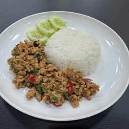 ข้าวกะเพราหมูสับ