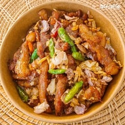 หมูกระเทียมพริกสด