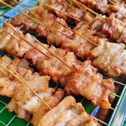 หมูทอดนมสด อู๊ดอู๊ด