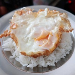 ไข่ดาว1ฟองราดข้าว