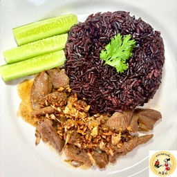 เนื้อชิ้น กระเทียม