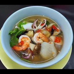 ต้มยำทะเล น้ำใส