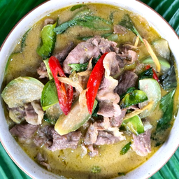 แกงเขียวหวานเนื้อสไลด์ Australia Wagyu ขุนช้าง