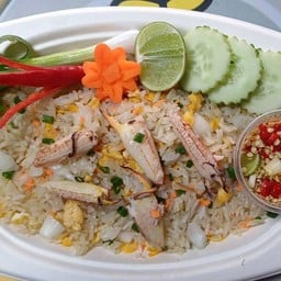 ข้าวผัดปู