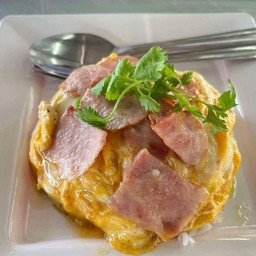 ข้าวไข่ข้นเบคอน