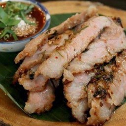 ย่างเสือร้องไห้ น้ำจิ้มแจ่ว