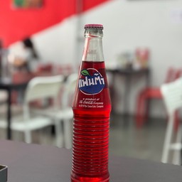 น้ำอัดลมแฟนต้า แดง