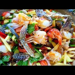 ยำมะม่วงปูม้า