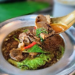 ซุปกะเพราเนื้อตุ๋นขุนช้าง