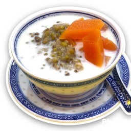 ถั่วเขียวต้มมะละกอนมสด 木瓜鲜奶煮绿豆 Boiled Green Beans With Papaya And Fresh Milk
